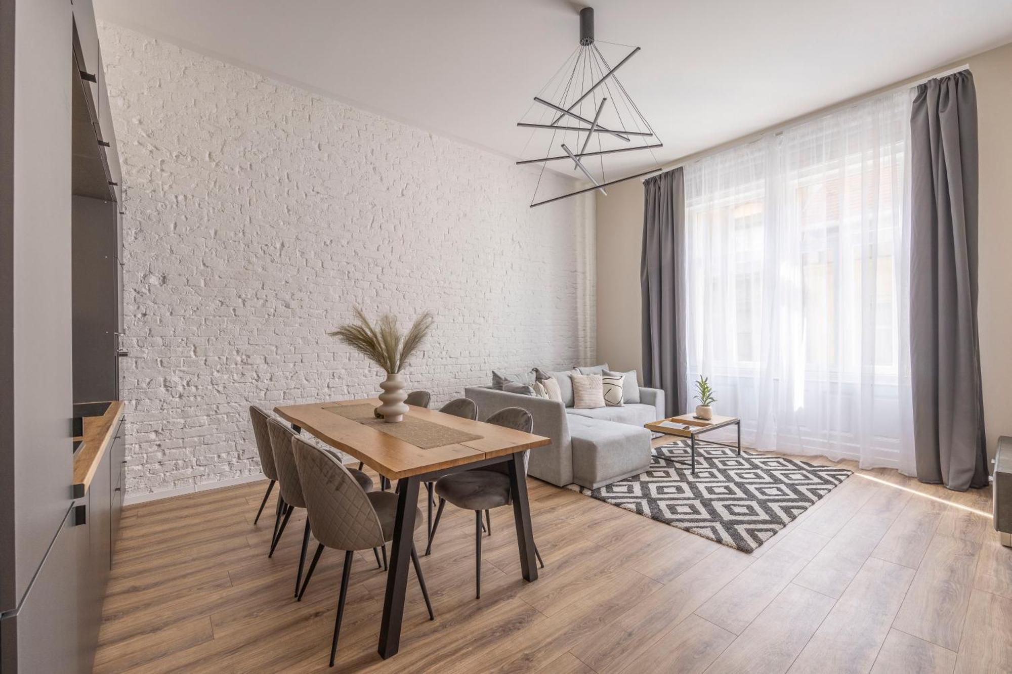 Exclusive Stylish Suite By Prestige Homes Next To The Oktogon Budapest Eksteriør billede