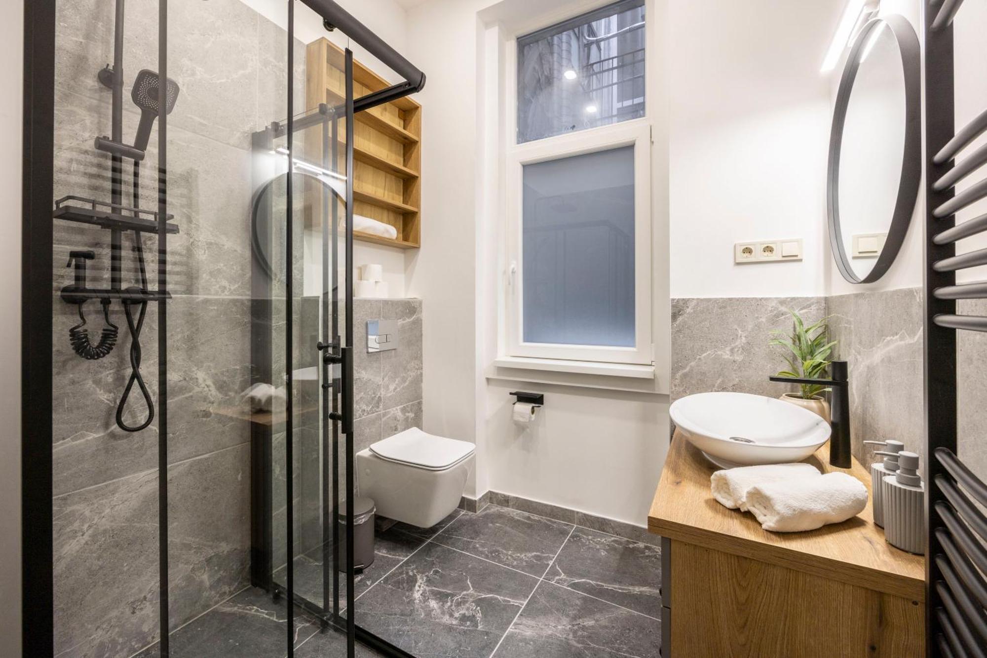Exclusive Stylish Suite By Prestige Homes Next To The Oktogon Budapest Eksteriør billede
